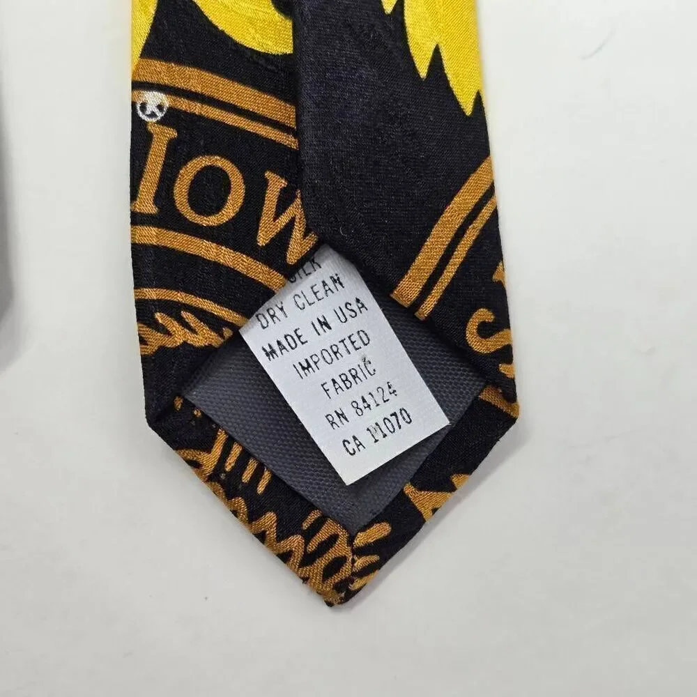 IOWA HAWKEYES VINTAGE SILK TIE GO HAWKS CAITLIN CLARK RM STYLE SATIN 3.5